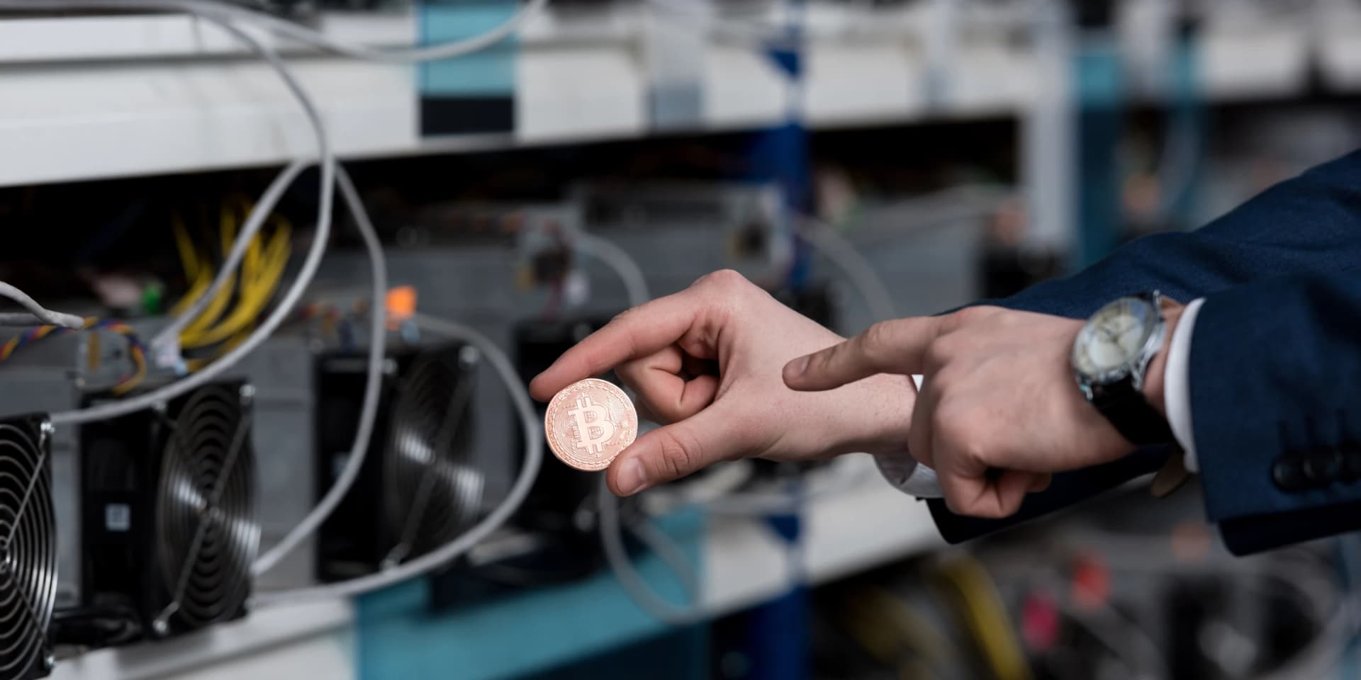 Bis zu 200 TH/s Hashrate sichern: Bei uns Bitcoin Miner kaufen mit Garantie