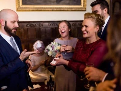 Der Magier der Herzen: Christophe Ambre begeistert Hochzeitspaare in der Schweiz