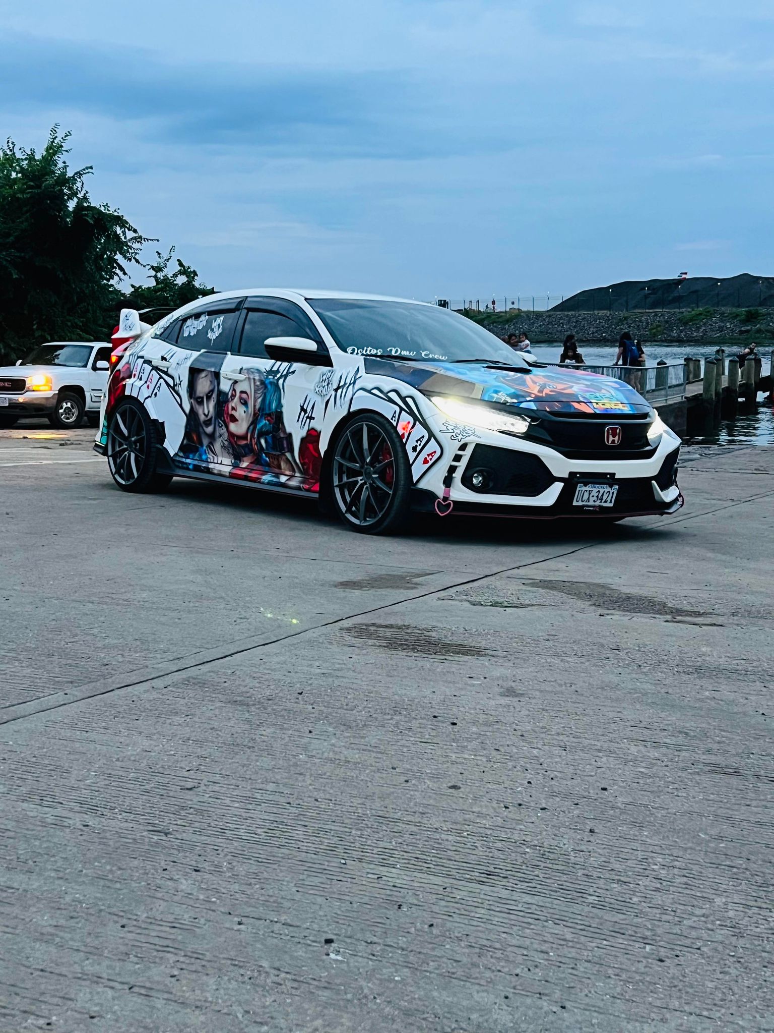 Anime Car: Ausdruck purer Leidenschaft auf jeder Oberfläche