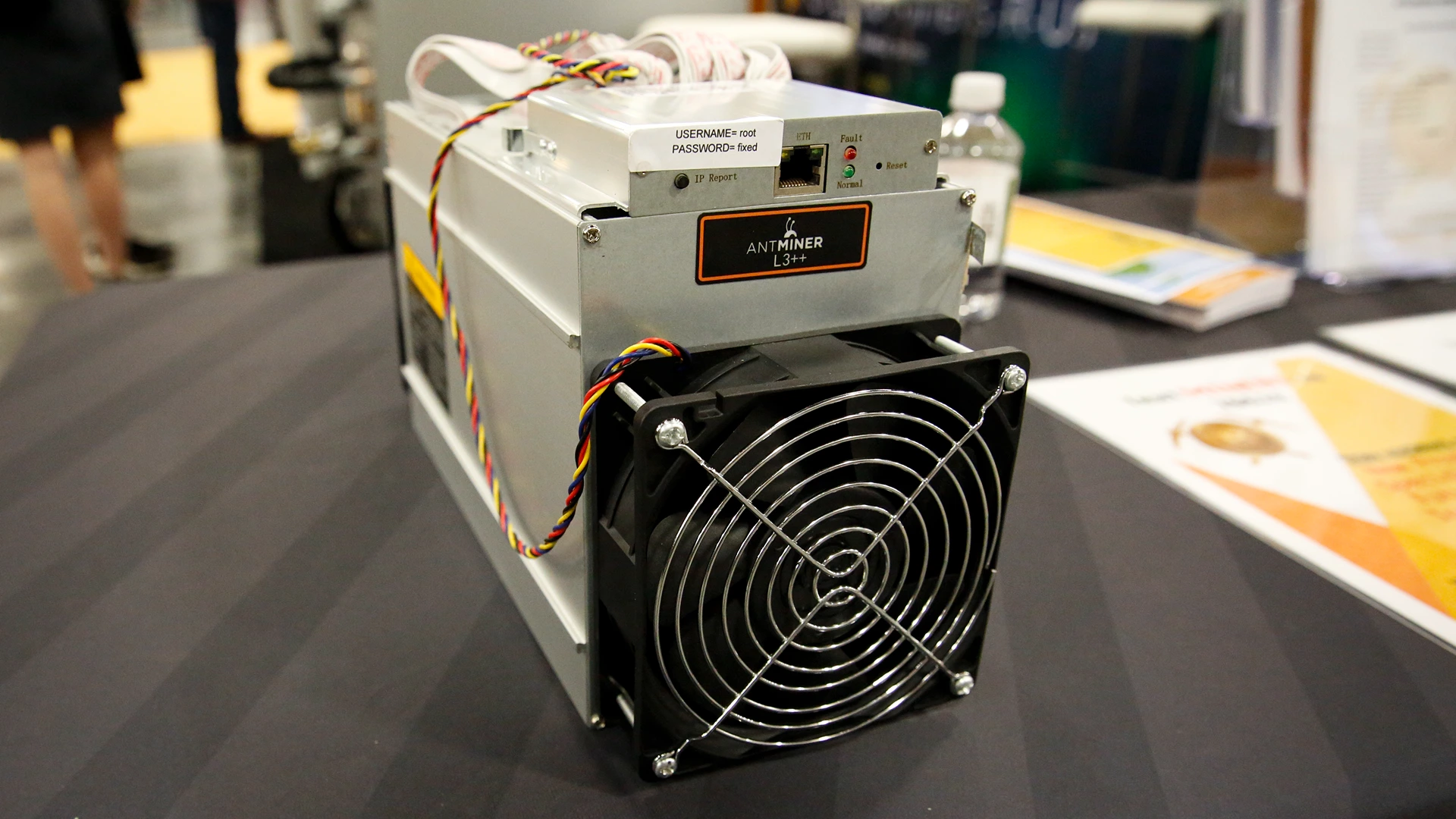 Bis zu 200 TH/s Hashrate sichern: Bei uns Bitcoin Miner kaufen mit Garantie